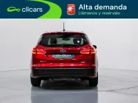 Usado Ford Focus Titanium 125 CV (91 kW) 2017 Rojo Familiar