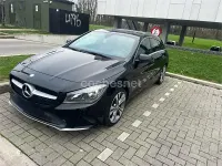 Usado Mercedes CLA200 Shooting Brake 136 CV (100 kW) 2018 Negro Familiar