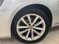 Usado VW Passat Highline 160 CV (117 kW) 2011 Gris / plata Familiar