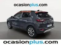 Usado Kia Stonic 100 CV (73 kW) 2019 Gris SUV