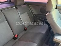 Usado Opel Astra GTC Enjoy 100 CV (73 kW) 2005 Gris / plata Berlina