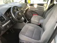 Usado Seat Alhambra Ecomotive 140 CV (102 kW) 2011 Gris / plata Monovolumen