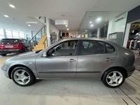 Usado Seat Leon Sport 150 CV (110 kW) 2004 Gris / plata Berlina