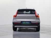 Usado Volvo XC40 Core 211 CV (155 kW) 2022 Gris / plata SUV