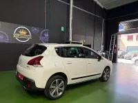 Usado Peugeot 3008 Allure 150 CV (110 kW) 2016 Blanco SUV