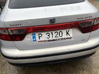 Usado Seat Toledo Stella 90 CV (66 kW) 1999 Gris / plata Berlina