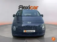 Usado Hyundai Staria 177 CV (130 kW) 2023 Gris Monovolumen