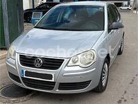 Usado VW Polo Advance 75 CV (55 kW) 2005 Gris / plata Utilitario