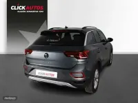 Usado VW T-Roc Life 110 CV (80 kW) 2023 Gris SUV