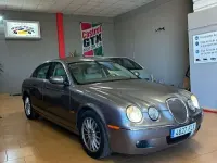 Usado Jaguar S-Type Executive 207 CV (152 kW) 2007 Gris Berlina