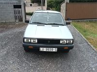 Begagnad Renault R11 72 HK (52 kW) 1984 Grå Halvkombi