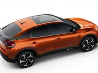 Usado Citroën C4 Feel 131 CV (96 kW) 2022 Naranja Utilitario
