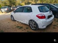 Usado Toyota Auris Active 132 CV (97 kW) 2011 Blanco Berlina