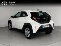 Usado Toyota Aygo X Play 72 CV (52 kW) 2024 Blanco SUV