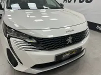 Usado Peugeot 5008 Allure 130 CV (95 kW) 2022 Blanco SUV