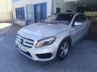 Usado Mercedes GLA200 AMG line 136 CV (100 kW) 2017 Gris / plata SUV
