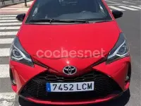Usado Toyota Yaris Hybrid 100 CV (73 kW) 2020 Rojo Berlina
