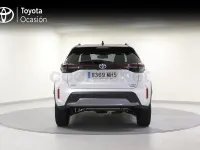 Käytetty Toyota Yaris Cross 116 HP (85 kW) 2023 Valkoinen Katumaasturi