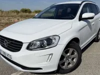Usado Volvo XC60 Momentum 136 CV (100 kW) 2014 Blanco SUV