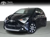 Usado Toyota Aygo X-play 72 CV (52 kW) 2019 Negro Utilitario