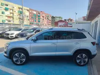 Usado Skoda Karoq Ambition 115 CV (84 kW) 2022 Gris / plata SUV
