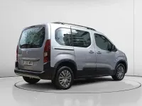 Usado Peugeot Rifter Allure 131 CV (96 kW) 2023 Gris Monovolumen