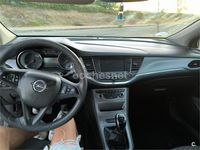 Usado Opel Astra Dynamic 110 CV (80 kW) 2017 Blanco Familiar