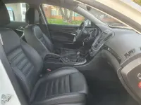 Usado Opel Insignia Sport 220 CV (161 kW) 2011 Blanco Berlina