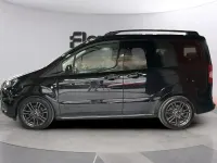 Usado Ford Tourneo Courier Sport 100 CV (73 kW) 2019 Negro Monovolumen