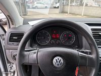 Usado VW Golf V Trendline 104 CV (76 kW) 2007 Plateado Berlina