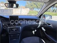 Usado Mercedes A180 Style 109 CV (80 kW) 2013 Gris / plata Berlina