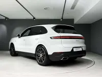 Usado Porsche Cayenne 470 CV (345 kW) 2026 Blanco SUV