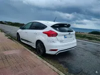 Usado Ford Focus ST-Line 125 CV (91 kW) 2018 Blanco Berlina