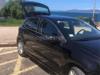 Usado VW Polo Advance 75 CV (55 kW) 2017 Negro Berlina
