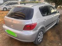 Usado Peugeot 307 90 CV (66 kW) 2002 Gris / plata Berlina