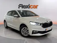 Usado Skoda Fabia Active 80 CV (58 kW) 2023 Blanco Utilitario