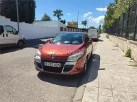Usado Renault Mégane Dynamique 110 CV (80 kW) 2011 Naranja Berlina