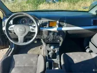Usado Opel Vectra Elegance 120 CV (88 kW) 2005 Negro Berlina