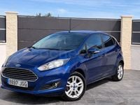 Usado Ford Fiesta Titanium 82 CV (60 kW) 2015 Azul Berlina