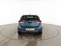 Usado Toyota Auris Hybrid 136 CV (100 kW) 2015 Azul Berlina