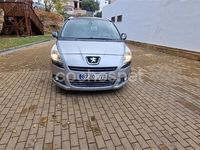 Usado Peugeot 5008 Premium 112 CV (82 kW) 2012 Gris / plata Monovolumen