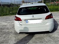 Usado Peugeot 308 Allure 130 CV (95 kW) 2014 Blanco Berlina