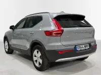Usado Volvo XC40 129 CV (94 kW) 2024 Gris / plata SUV