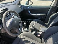 Usado Peugeot 308 110 CV (80 kW) 2008 Gris / plata Berlina
