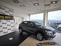 Usado Audi Q2 Advanced Plus 116 CV (85 kW) 2020 Gris / plata SUV