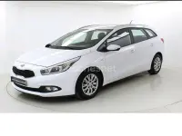 Usado Kia Ceed Sportswagon 110 CV (80 kW) 2013 Blanco Familiar