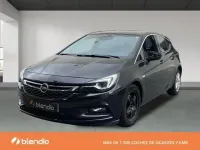 Usado Opel Astra Business 131 CV (96 kW) 2015 Negro Utilitario