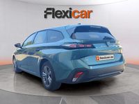 Usado Peugeot 308 SW Allure 131 CV (96 kW) 2022 Verde Familiar