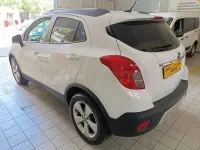 Usado Opel Mokka Selective 140 CV (102 kW) 2014 Blanco SUV
