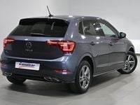 Usado VW Polo R-line 95 CV (69 kW) 2022 Gris Utilitario